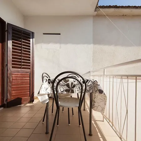 Pavo Apartment
