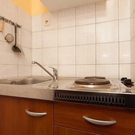 Apartment Pavo Drvenik (Split-Dalmatia)