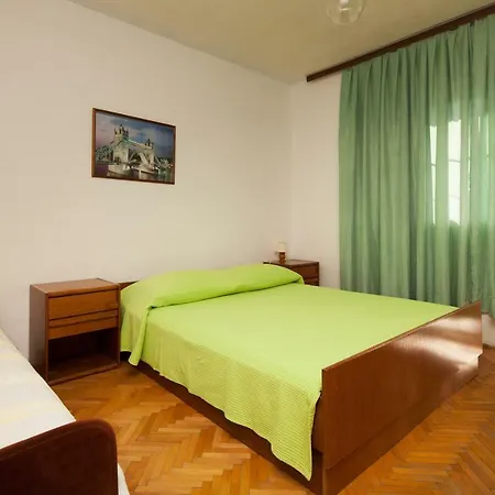 Pavo Apartment Drvenik (Split-Dalmatia)